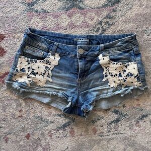Vintage Mossimo Supply Co. Blue and Cream Jean Shorts with Lace